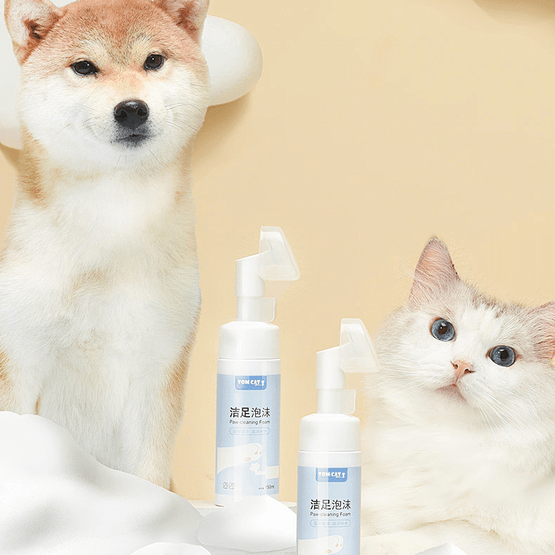 Pet cleaning supplies